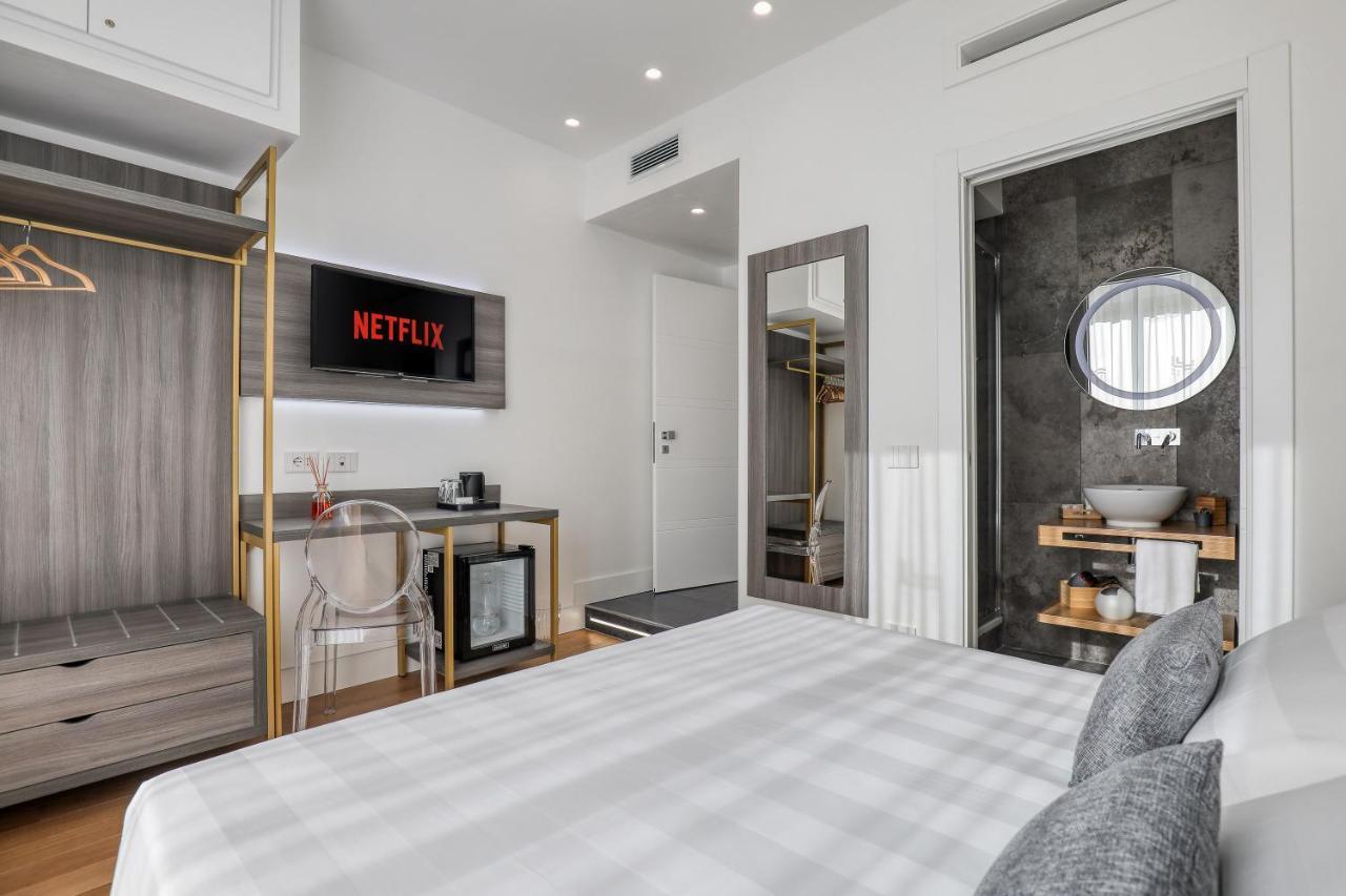 צ'יוויטווקיה Gallery Suite מראה חיצוני תמונה